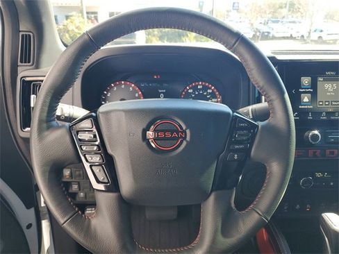 Certified 2025 Nissan Frontier Pro-X w/ Pro Convenience Package image 17