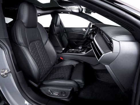 Used 2025 Audi RS 7 Performance image 54