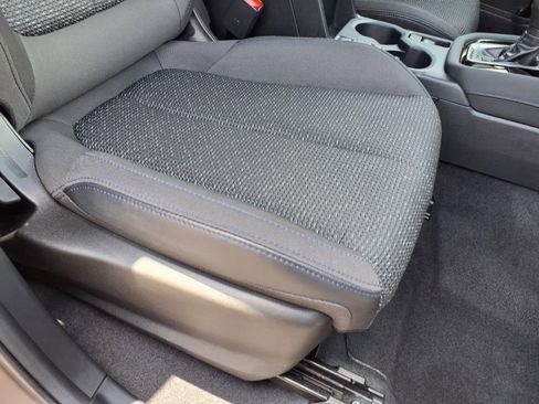 Certified 2025 Subaru Forester Premium AWD/4WD image 18