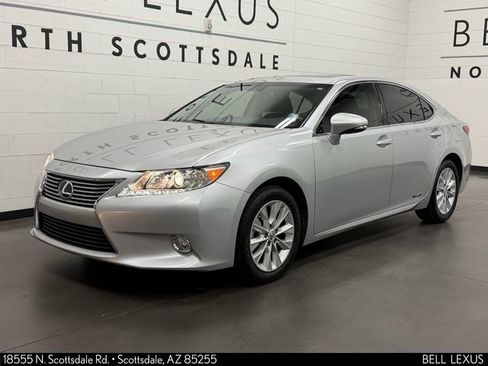 Used 2014 Lexus ES 300h w/ Premium Package w/Bamboo Trim image 9