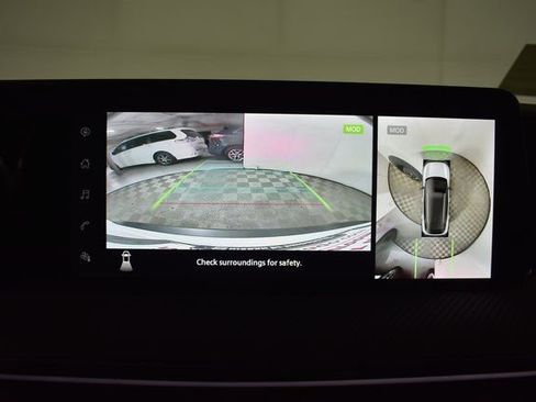 Certified 2025 Nissan Kicks SR image 21