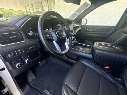 Certified 2023 GMC Yukon Denali AWD/4WD image 10