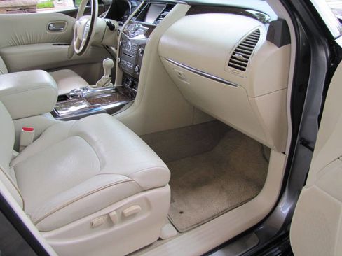 Used 2016 INFINITI QX80 2WD w/ Driver's Assistance Package image 27