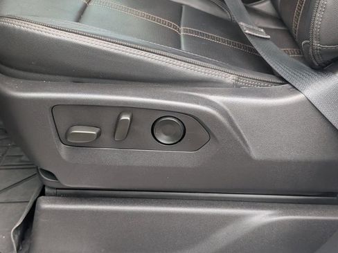 Used 2024 Chevrolet Silverado 1500 High Country AWD/4WD image 15