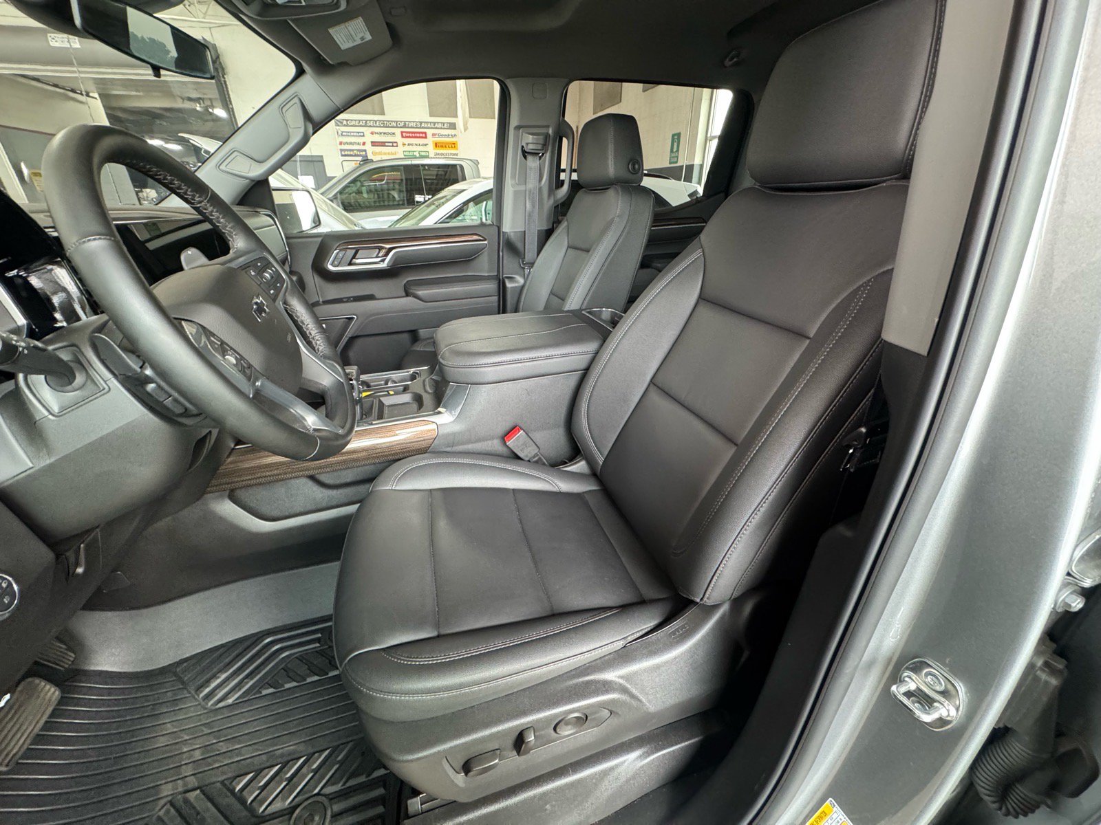 Used 2026 Chevrolet Silverado 1500 RST AWD/4WD image 20