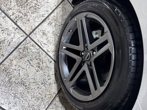 Used 2024 Nissan Z Sport w/ Floor Mat Package image 8