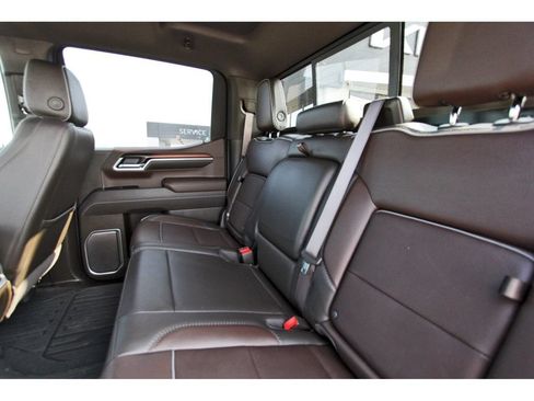 Used 2025 GMC Sierra 1500 Denali w/ Denali Reserve Package AWD/4WD image 30