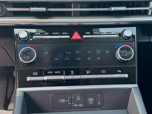 New 2026 Hyundai Santa Fe SEL FWD image 12