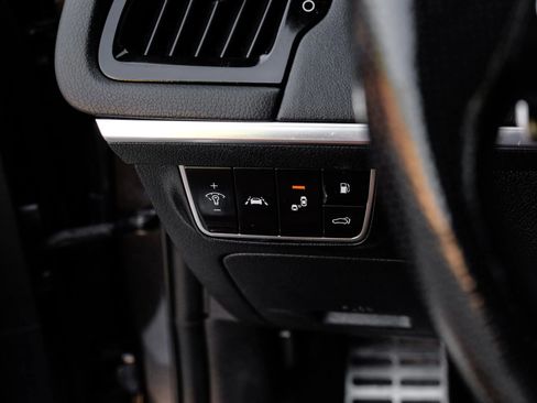 Used 2020 Kia Stinger GT2 image 38