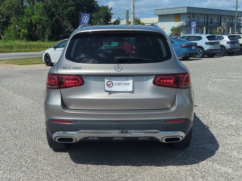 Used 2020 Mercedes-Benz GLC 300 w/ Premium Package image 6