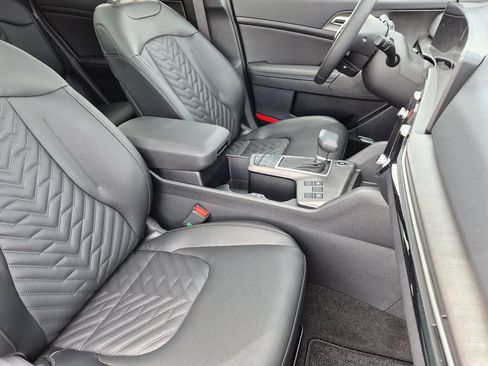 New 2026 Kia Sportage X-Line w/ X-Line Technology Package AWD/4WD image 15
