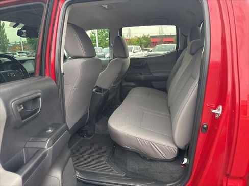 Certified 2023 Toyota Tacoma SR AWD/4WD image 9