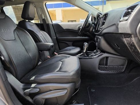 Used 2020 Jeep Compass Limited AWD/4WD image 23