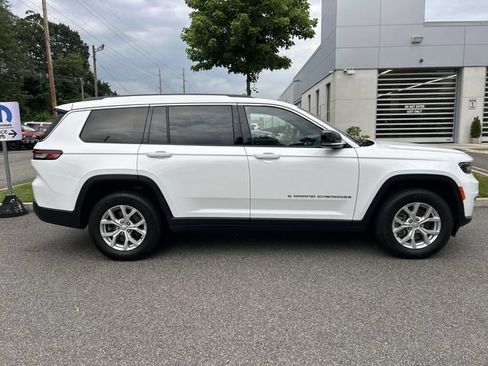 Used 2023 Jeep Grand Cherokee L Limited AWD/4WD image 9