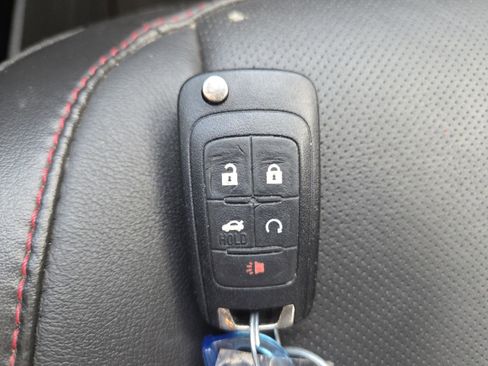 Used 2017 GMC Terrain SLT w/ Open Road Package image 33