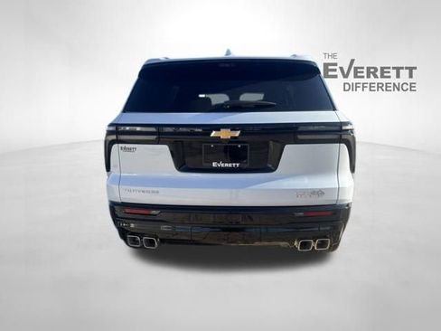 New 2026 Chevrolet Traverse High Country w/ LPO, Floor Liner Package FWD image 5