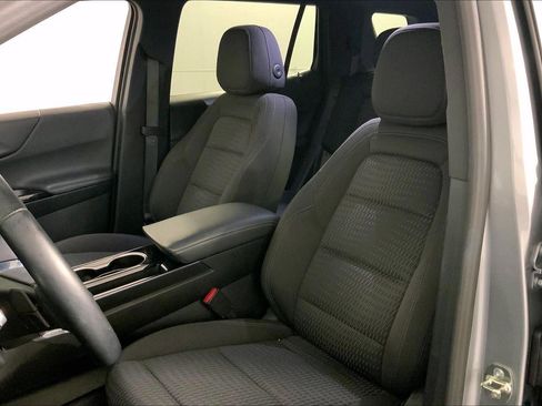 Used 2025 Chevrolet Equinox LT image 22