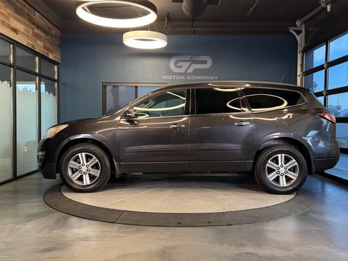 Used 2015 Chevrolet Traverse LT AWD/4WD image 6