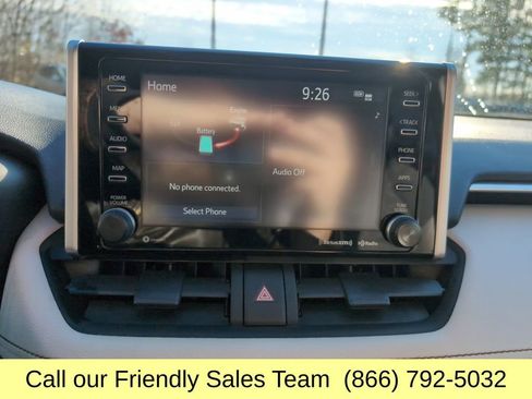 Used 2021 Toyota RAV4 XLE image 21