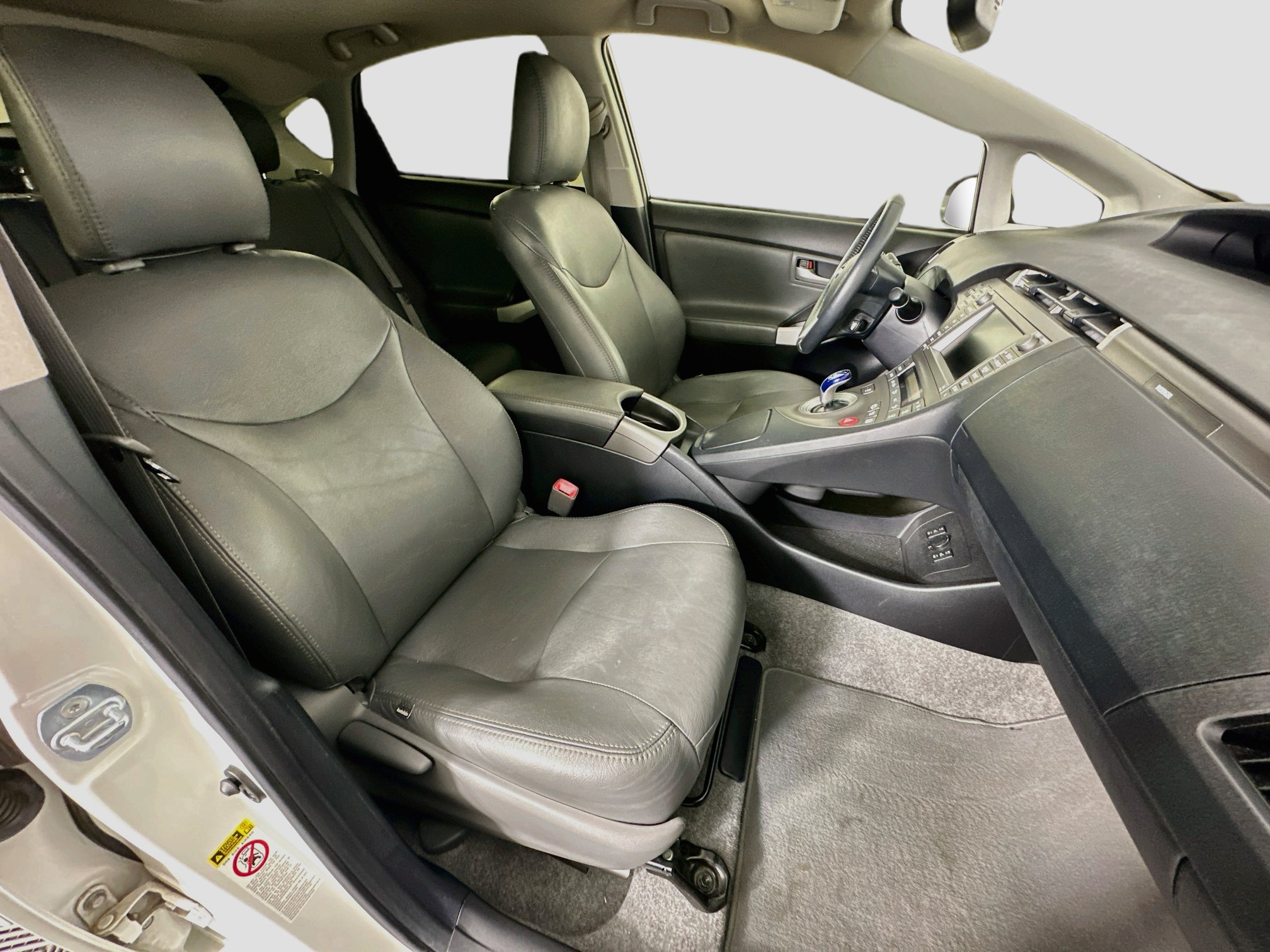 Used 2012 Toyota Prius Prime Advanced FWD image 30