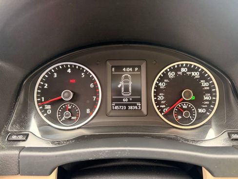 Used 2014 Volkswagen Tiguan SEL image 30