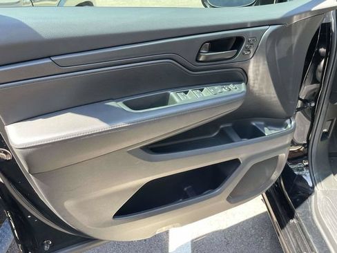 Used 2024 Honda Odyssey Sport image 8