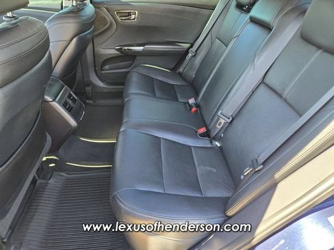 Used 2016 Toyota Avalon XLE Premium FWD image 12
