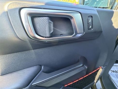 New 2025 Ford Bronco Raptor image 13