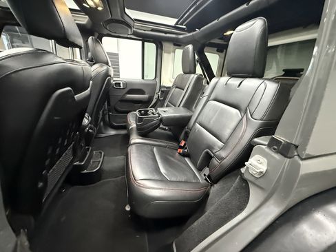 Used 2022 Jeep Wrangler Unlimited Rubicon w/ LED Lighting Group image 23