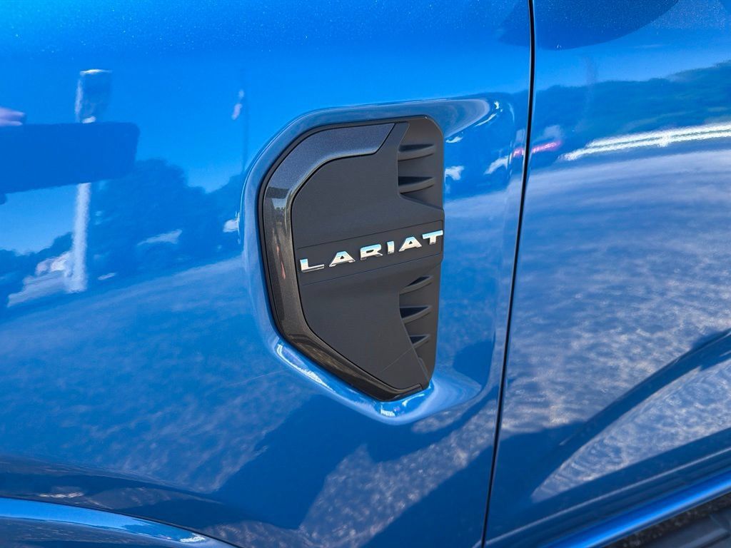 Used 2024 Ford Ranger Lariat w/ Advanced Towing Package AWD/4WD image 14
