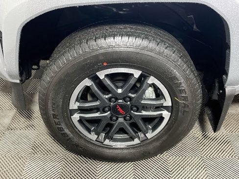 Certified 2026 Toyota Tacoma TRD Sport AWD/4WD image 25