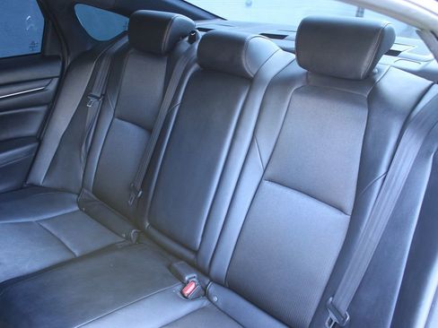 Used 2020 Honda Accord Sport image 12