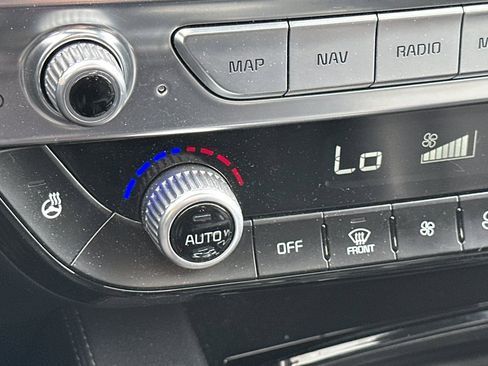 Used 2022 Kia Telluride SX w/ SX Prestige Package image 28