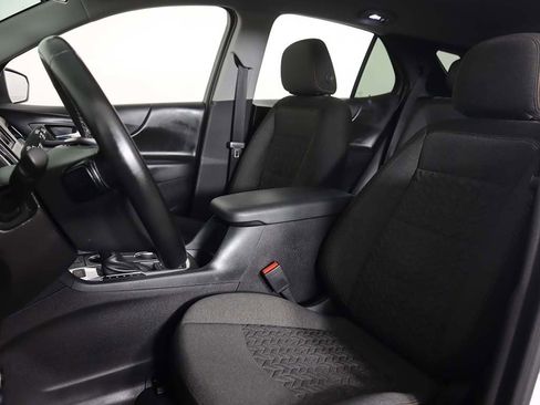 Used 2023 Chevrolet Equinox LT image 28