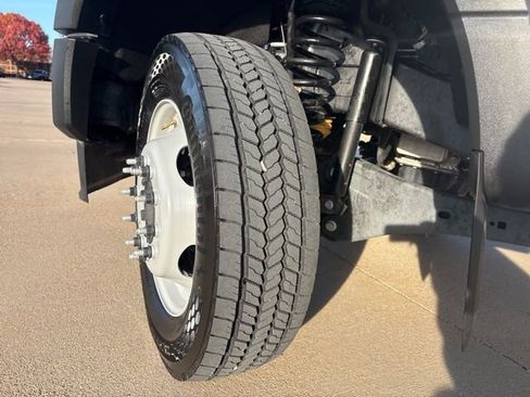 Used 2024 Ford F550 2WD Regular Cab Super Duty image 12