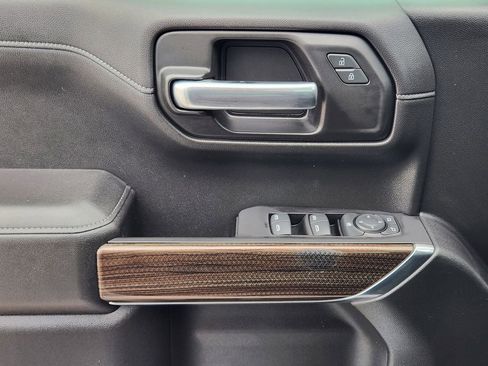 Used 2020 Chevrolet Silverado 1500 LT w/ Texas Edition image 24