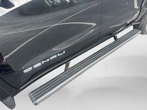 Used 2023 GMC Sierra 1500 Denali Ultimate image 18