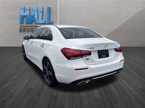 Used 2021 Mercedes-Benz A 220 4MATIC image 3