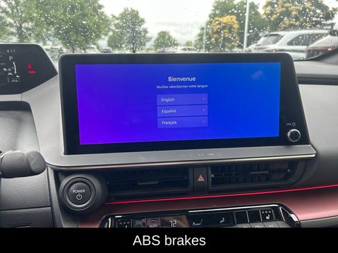 Used 2023 Toyota Prius Prime FWD image 11