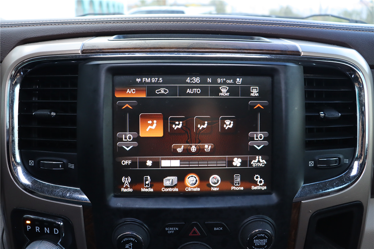 Used 2013 RAM 1500 Laramie Longhorn w/ Convenience Group AWD/4WD image 34