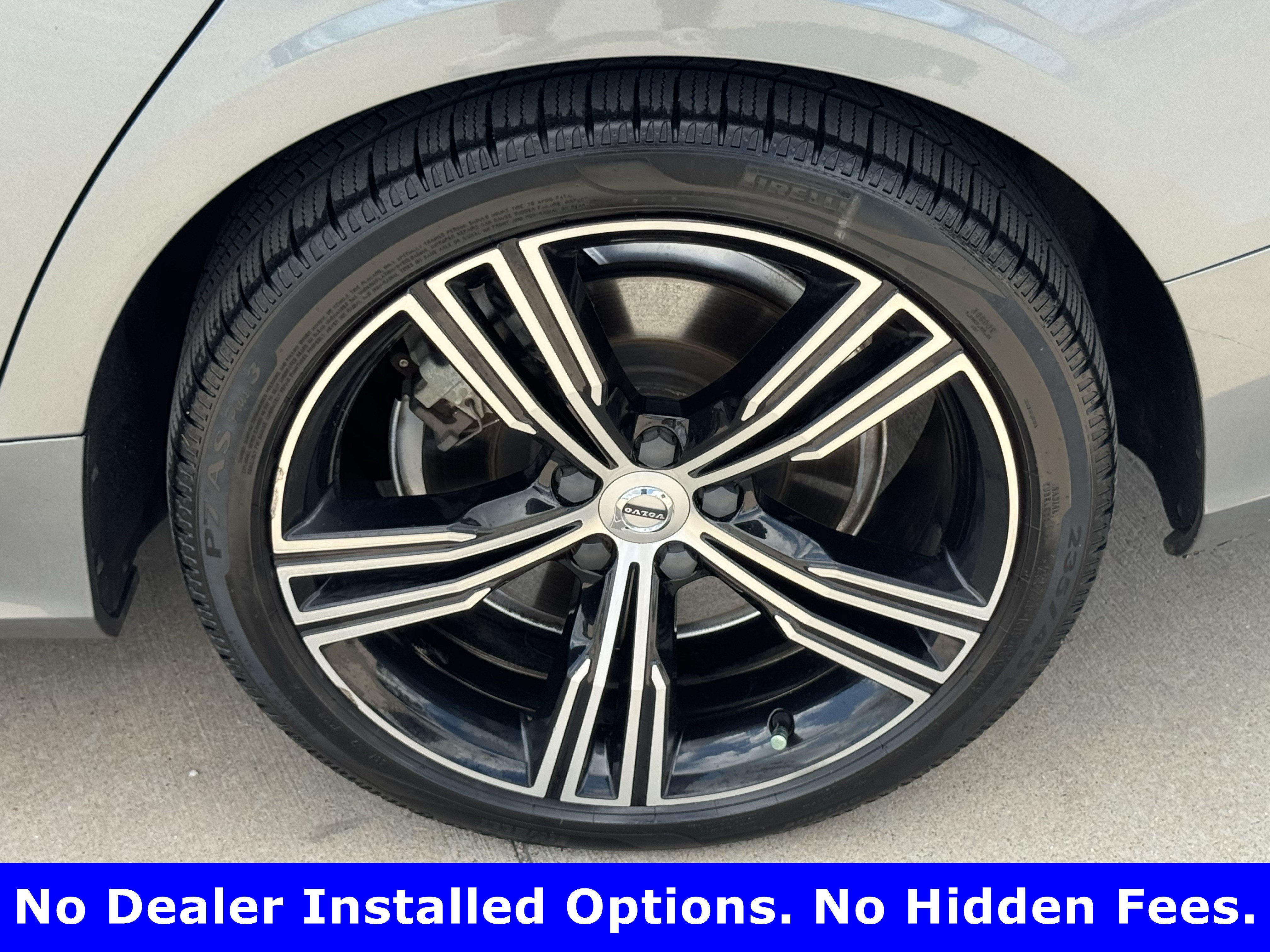 Used 2020 Volvo V60 T5 Inscription w/ Protection Package Premier FWD image 9