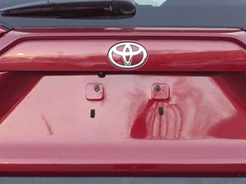 Used 2019 Toyota RAV4 XLE Premium w/ Cold Weather Package image 12