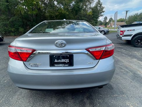 Used 2015 Toyota Camry XLE image 7
