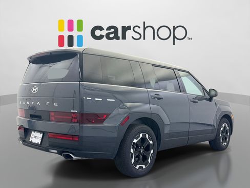 Used 2024 Hyundai Santa Fe SE AWD/4WD image 5