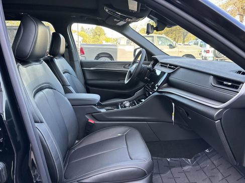 New 2026 Jeep Grand Cherokee Limited Reserve image 5