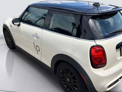 Used 2019 MINI Cooper S FWD image 5