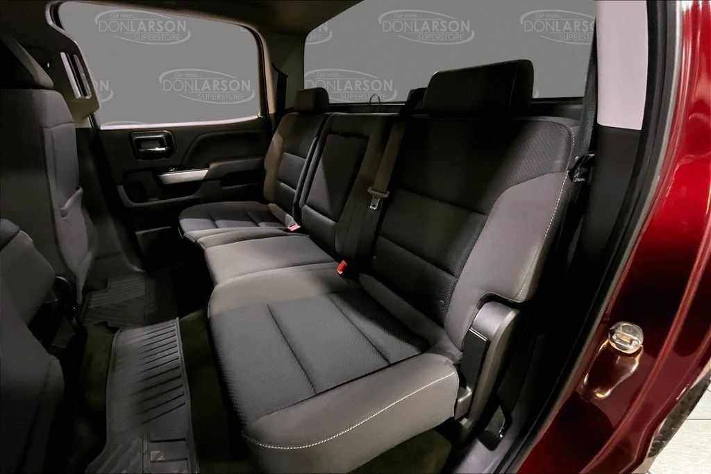 Used 2018 Chevrolet Silverado 1500 LT w/ All Star Edition AWD/4WD image 18