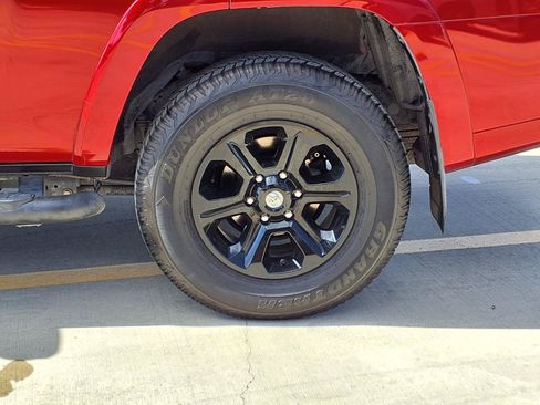 Used 2022 Toyota 4Runner SR5 RWD image 9