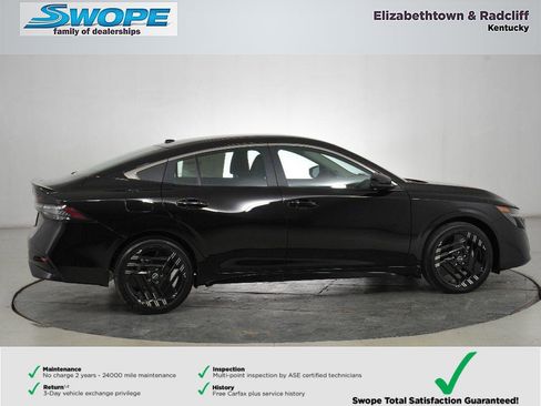 New 2026 Nissan Sentra SR w/ Floor Mat Package image 17