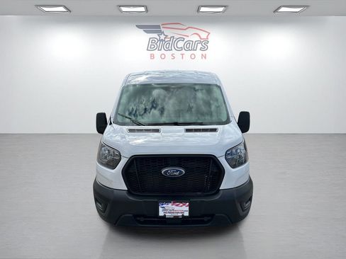 Used 2025 Ford Transit 250 148 Medium Roof RWD image 2